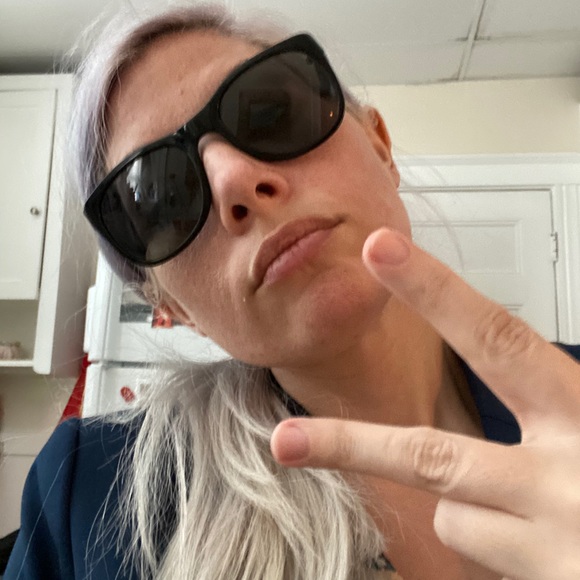 Meet your Posher, Cory - Picture 8 of 10